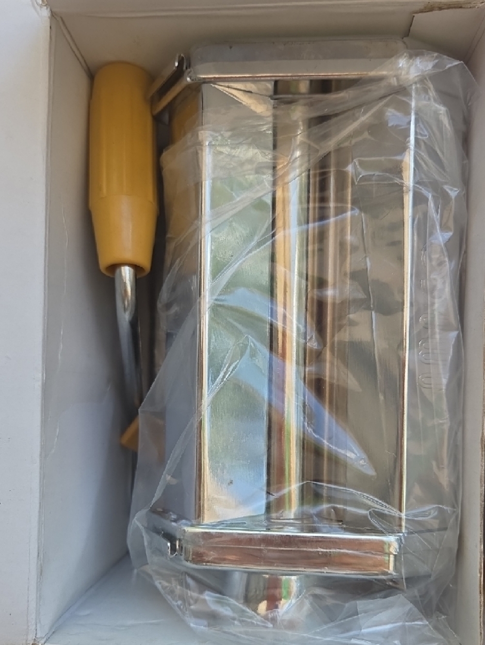 Amaco Pasta Machine - Picture 4 of 6